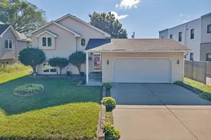 343 Pierce St NE, Minneapolis, MN 55413 - Photo 1