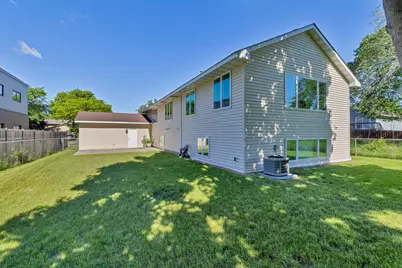 343 Pierce Street NE, Minneapolis, MN 55413 - Photo 31