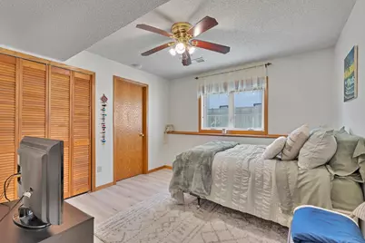 343 Pierce Street NE, Minneapolis, MN 55413 - Photo 25