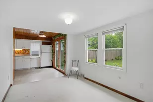 4040 Adair Ave N, Robbinsdale, MN 55422 - Photo 9