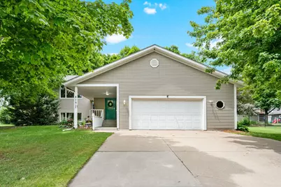4151 Valley View Street, Saint Bonifacius, MN 55375 - Photo 3
