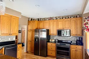 15139 Claret Cir, Rosemount, MN 55068 - Photo 7