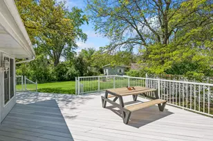 2350 Wellswood Curve, Bloomington, MN 55431 - Photo 25