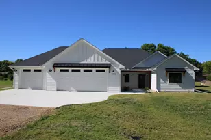 1720 High Tail Ln, Mankato, MN 56001 - Photo 1