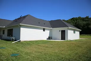 1720 High Tail Ln, Mankato, MN 56001 - Photo 5