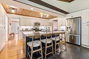 8435 Wesley Dr, Golden Valley, MN 55427 - Photo 3