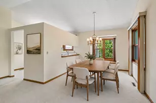 5317 Highpointe Terrace, Bloomington, MN 55437 - Photo 5