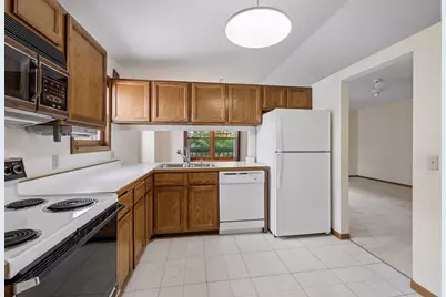 5317 Highpointe Terrace, Bloomington, MN 55437 - Photo 13