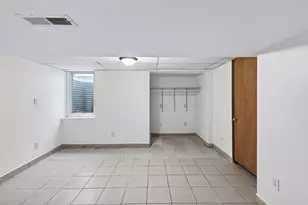 1067 Wilson Ave, Saint Paul, MN 55106 - Photo 17