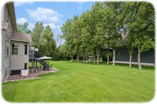 9858 Vagabond Ln N, Maple Grove, MN 55311 - Photo 39