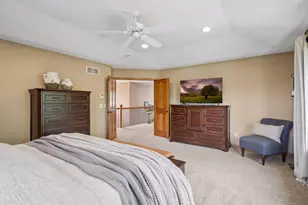 9858 Vagabond Ln N, Maple Grove, MN 55311 - Photo 19