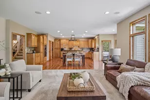 9858 Vagabond Ln N, Maple Grove, MN 55311 - Photo 7