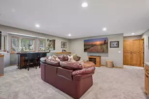 9858 Vagabond Ln N, Maple Grove, MN 55311 - Photo 27