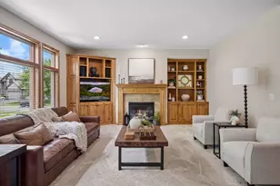 9858 Vagabond Ln N, Maple Grove, MN 55311 - Photo 9