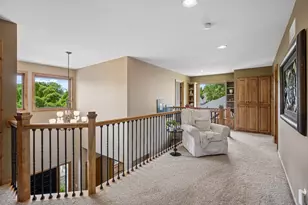 9858 Vagabond Ln N, Maple Grove, MN 55311 - Photo 17