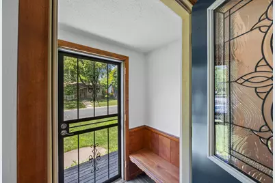 7000 Dallas Road, Brooklyn Center, MN 55430 - Photo 5