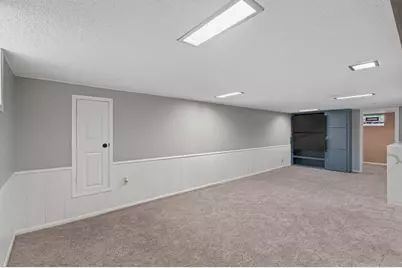 211 92nd Avenue NE, Blaine, MN 55434 - Photo 33