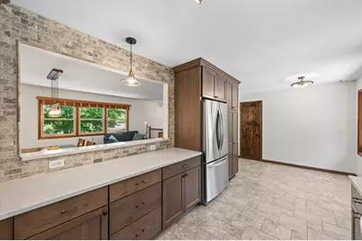 6911 Ticonderoga Trail, Eden Prairie, MN 55346 - Photo 9