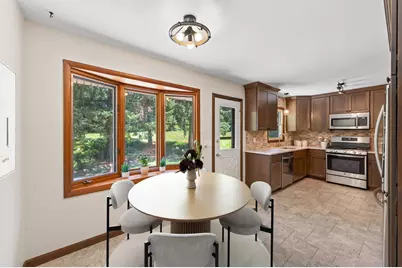 6911 Ticonderoga Trail, Eden Prairie, MN 55346 - Photo 7