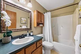 8940 W 125th St, Savage, MN 55378 - Photo 13