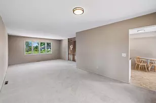 1790 Crestridge Ln, Eagan, MN 55122 - Photo 7