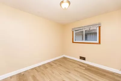 5214 Oliver Avenue N, Minneapolis, MN 55430 - Photo 9