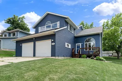 1065 Barney Street, Owatonna, MN 55060 - Photo 3