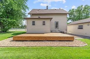 720 Fir Ave, Bird Island, MN 55310 - Photo 11