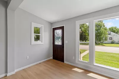 720 Fir Avenue, Bird Island, MN 55310 - Photo 13