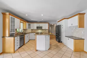 5010 Diane Dr, Minnetonka, MN 55343 - Photo 27