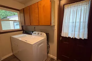 318 N Austin Ave, Litchfield, MN 55355 - Photo 15