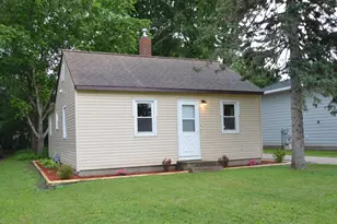 318 N Austin Ave, Litchfield, MN 55355 - Photo 3