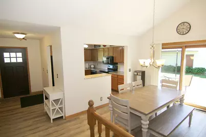 1545 Waterloo Avenue, West Saint Paul, MN 55118 - Photo 5