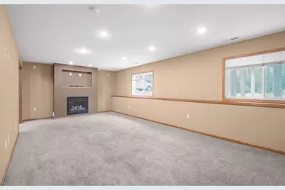 10543 Noble Circle N, Brooklyn Park, MN 55443 - Photo 35