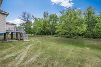 10543 Noble Circle N, Brooklyn Park, MN 55443 - Photo 3