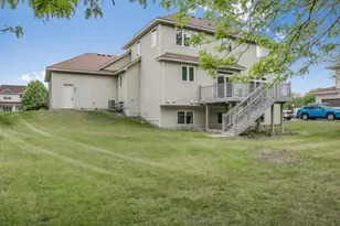 10543 Noble Cir N, Brooklyn Park, MN 55443 - Photo 23