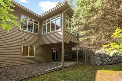 7081 Crowne Oak Road, Eden Prairie, MN 55344 - Photo 35