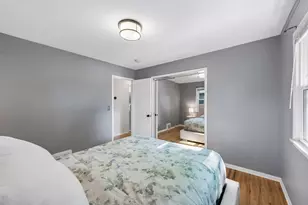 8620 Russell Ave S, Bloomington, MN 55431 - Photo 13