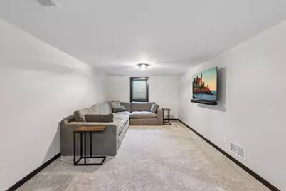 8620 Russell Avenue S, Bloomington, MN 55431 - Photo 21