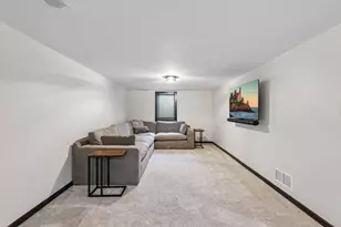 8620 Russell Ave S, Bloomington, MN 55431 - Photo 21