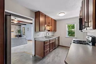 8620 Russell Ave S, Bloomington, MN 55431 - Photo 5
