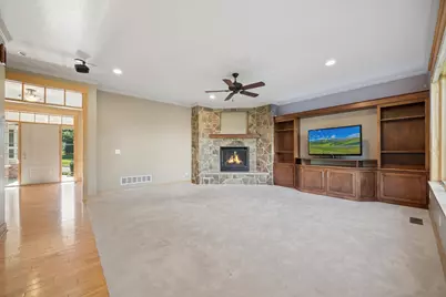 5352 Scenic Oak Drive SW, Rochester, MN 55902 - Photo 7