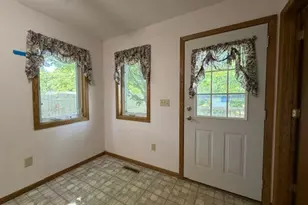 217 W Oak St, Osakis, MN 56360 - Photo 9