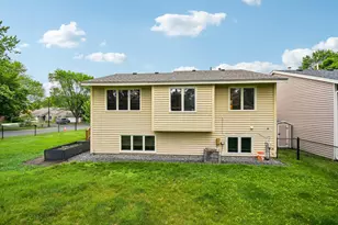 5595 Albert St, Shoreview, MN 55126 - Photo 45