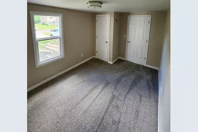 715 Commercial Avenue N, Sandstone, MN 55072 - Photo 3