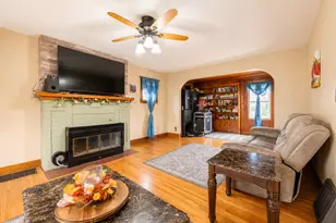 902 4th Ave SW, Austin, MN 55912 - Photo 3