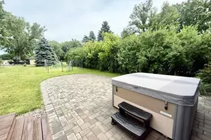 103 Northwood Dr, Redwood Falls, MN 56283 - Photo 7