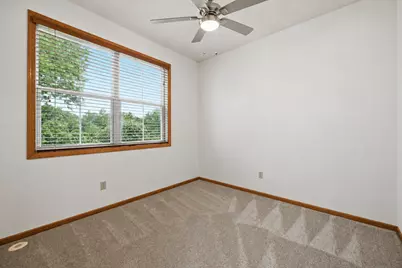 7582 6th Street N, Oakdale, MN 55128 - Photo 21