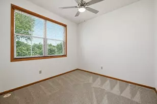 7582 6th St N, Oakdale, MN 55128 - Photo 21