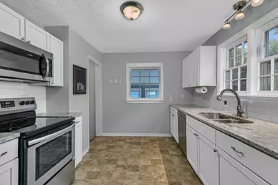 656 E Saint Germain Street, Saint Cloud, MN 56304 - Photo 9